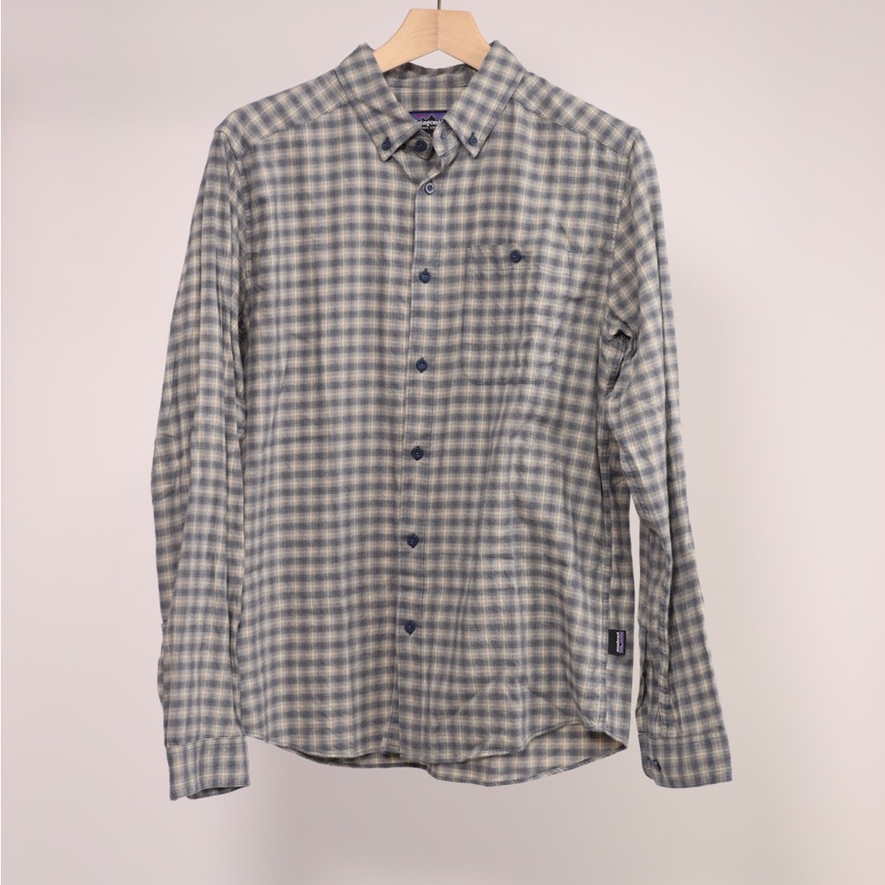Men's Patagonia Blue Plaid long sleeve Shirt